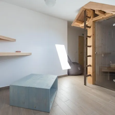 Guest house Tolc