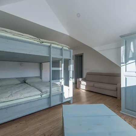Guest house Tolc 3*