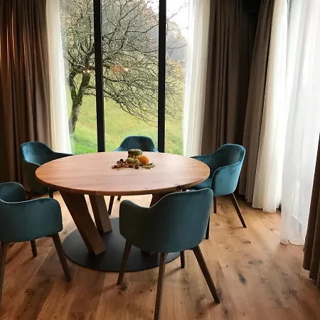 Guest house Tolc